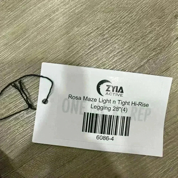 Nwt ZYIA Active Rosa Maze Light n Tight Hi Rise Legging 28" Red Floral Print - Picture 4 of 6